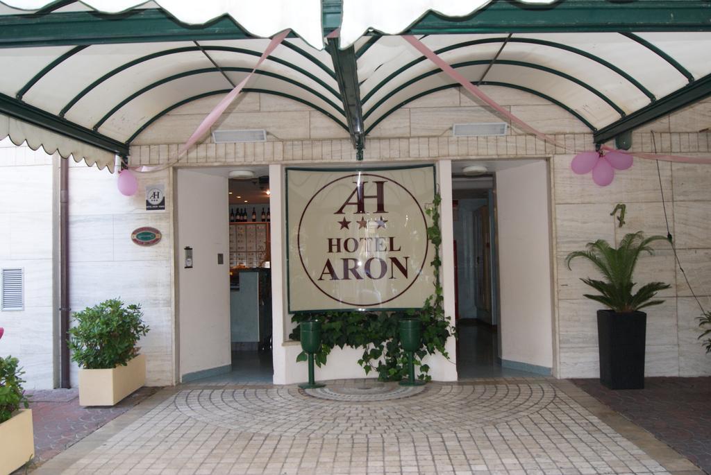 Aron Hotel Rimini Exterior photo