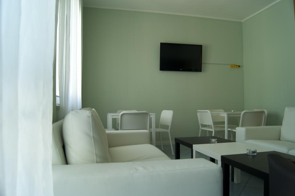 Aron Hotel Rimini Exterior photo